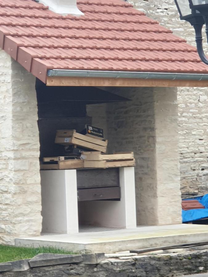 Chambres D'Hotes La Chaumiere Arcy-sur-Cure Exterior foto