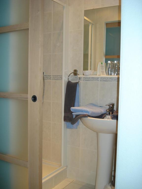 Chambres D'Hotes La Chaumiere Arcy-sur-Cure Zimmer foto