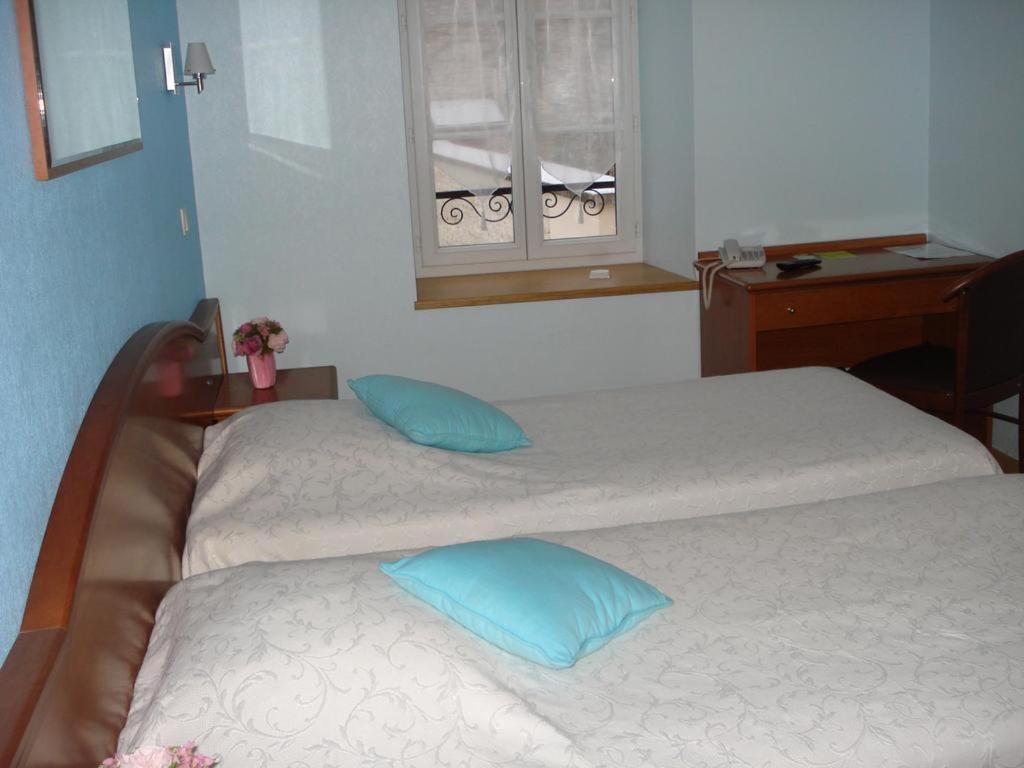 Chambres D'Hotes La Chaumiere Arcy-sur-Cure Exterior foto